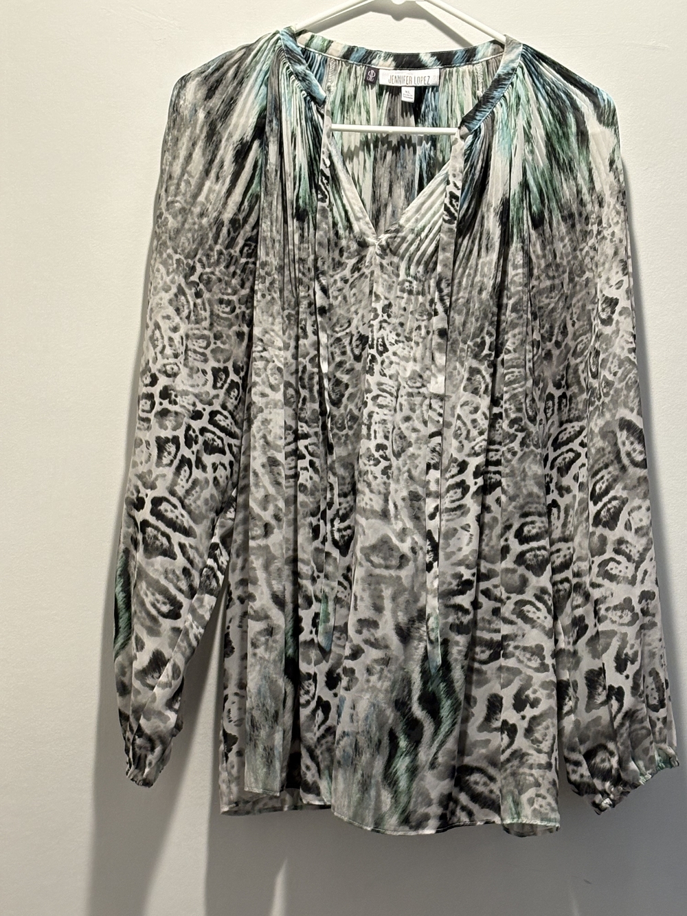 Jennifer Lopez Gray, Green Animal-Print Long Sleeve Peasant Blouse